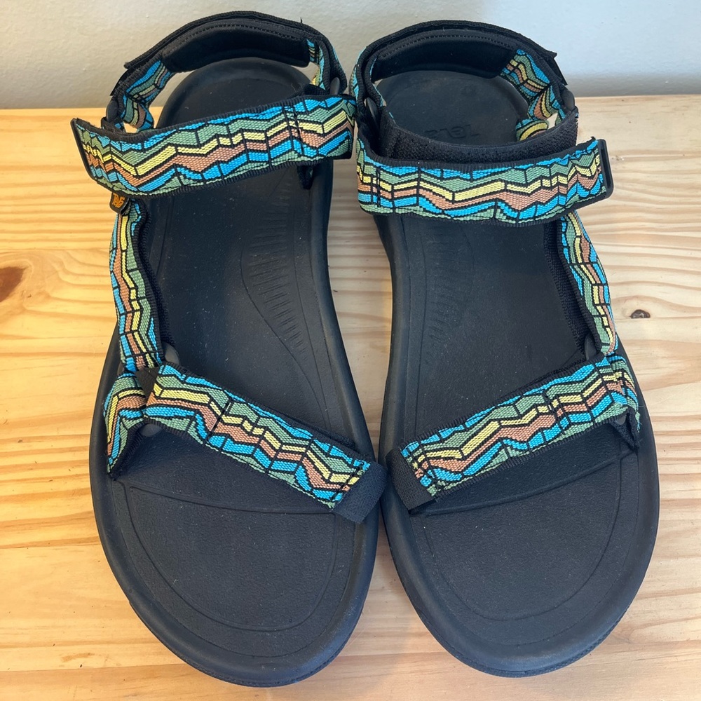 Brand New Men’s Teva Hurricane XLT2 Sandals